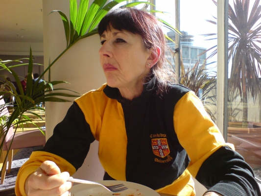 Marjorie at the House of Fraser, Birmingham
Having lunch at the "rooftop" restaurant at the House of Fraser store in Birmingham on a sunny March afternoon, 2007.
Avainsanat: Marjorie lunch House of Fraser Birmingham