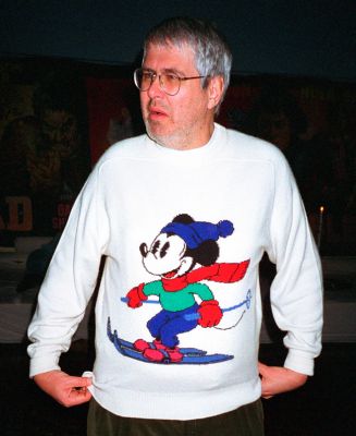 Craig in a Mickey Mouse Sweater
I have no idea why I was wearing a Mickey Mouse sweater at the Supper Club in Amsterdam.
Ключові слова: Supper Club Amsterdam Mickey Mouse sweater Craig