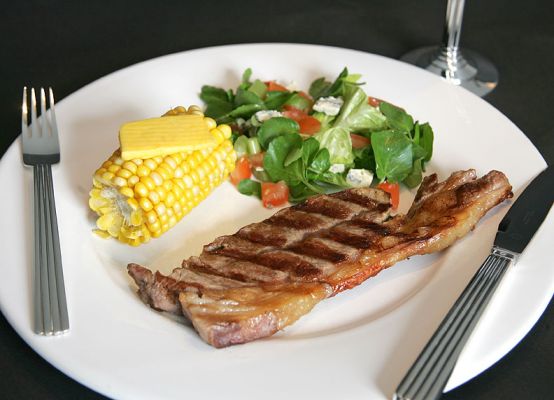 Scottish | Kobe Feather Steak
Coooked medium rare, with some fresh corn on the cob with a pat of Alderney Island butter (from Guernsey cows) and a fresh salad.
Keywords: feather steak Alderney island butter Guernsey cow fresh salad Scottish | Kobe beef