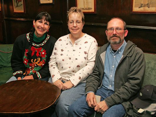 Marjorie, Ann, and Bob Bandera
At the Feathers Hotel, Ledbury, December 2005.
Keywords: Marjorie Ann Bandera Bob Bandera Feathers Hotel Ledbury