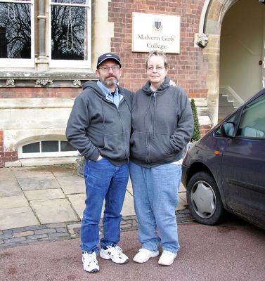 Bob and Ann Bandera at Malvern Girls College
This is where Chase went to school.  We took Ann and Bob to see MGC, and here's the proof!
Keywords: Malvern Girls College MGC Ann Bandera Bob Bandera Chase