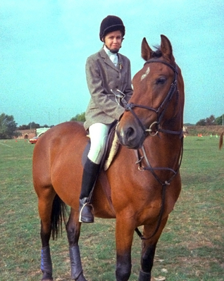 Chase on Bobby
Palabras Clave: Chase Bobby horse