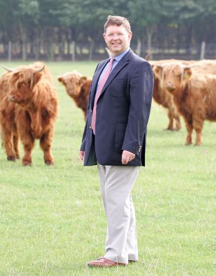 Richard Pugh
Richard Pugh, our land agent, having a look at Birchfields 1.
Palabras clave: Richard Pugh Highland cattle Birchfields Doorbars Lucies Farm land agent