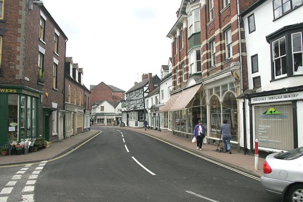 Downtown Tenbury Wells, looking West
Towards the black-and-white hotel.  Sorry no band tonight.
Keywords: Tenbury Wells black and white