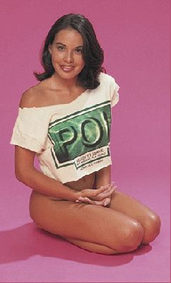 Poi Girl with Poi T-Shirt
Palabras Clave: Playboy Poiboy poi
